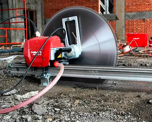 Алмазная резка полов